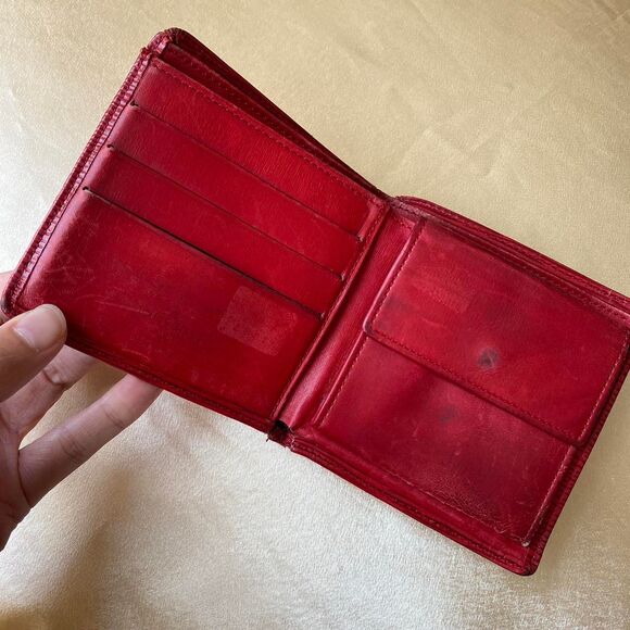 Authentic Louis Vuitton Red Epic Bifold Wallet - Picture 2 of 8